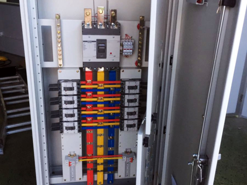 Nhà Máy Focus Lighting